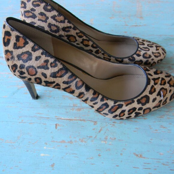 euc Banana Republic Women's Real Calf Hair Leopard Print Stiletto Heel Shoes 8M - Picture 2 of 7